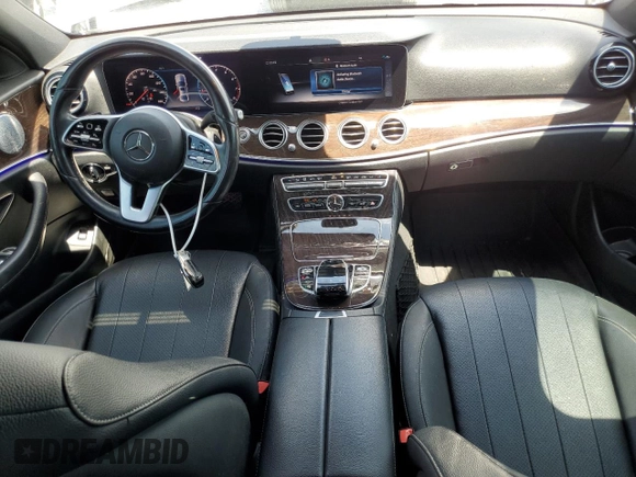 2019 Mercedes-Benz E 300 with VIN WDDZF4JB6KA526567, listed as a Copart auction lot 54057835 with 86,585 mi miles and Salvage Title. Bid and sale history available at DreamBid. Image 8.