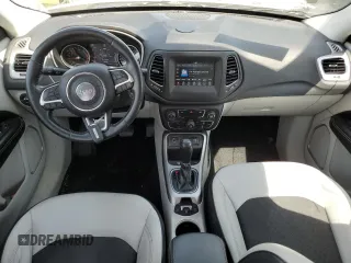 2019 Jeep Compass Altitude с VIN 3C4NJCBB2KT685935, выставлен на аукционе Copart как лот 60409335 с пробегом 116 358 миль миль и Списание • Salvage title. История ставок и продаж доступна на DreamBid. Изображение 8.