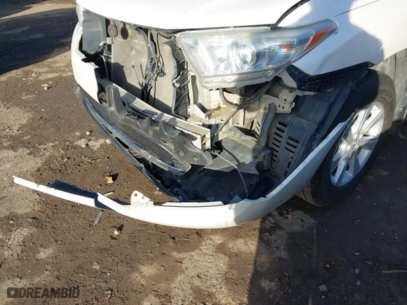2013 Toyota Highlander with VIN 5TDZK3EH7DS127199, listed as a IAAI auction lot 41659716 with 169,873 mi miles. Bid and sale history available at carsss.com. Image 6.