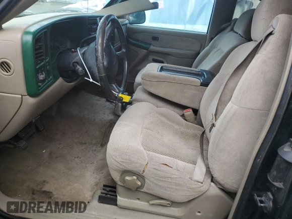 2001 Chevrolet Silverado 1500 LS with VIN 2GCEC19V611112938, listed as a Copart auction lot 88750485 with 368,647 mi miles and Salvage Title. Bid and sale history available at DreamBid. Image 7.
