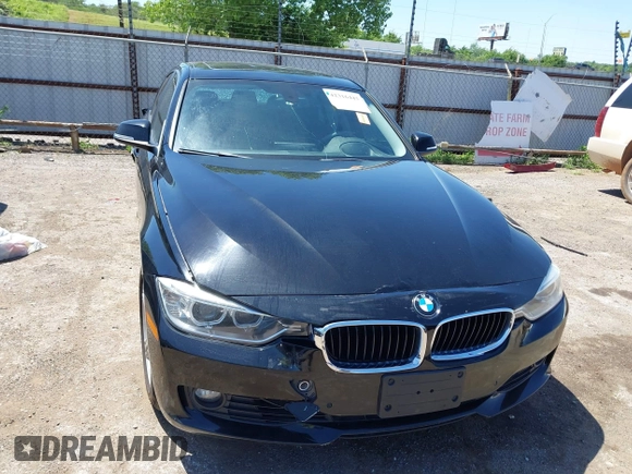 2014 BMW 3 Series 328i с VIN WBA3A5G54ENP32289, выставлен на аукционе IAAI как лот 42316443 с пробегом Не указан миль и . История ставок и продаж доступна на DreamBid. Изображение 12.