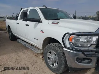 2022 Ram 2500 Tradesman with VIN 3C6UR5HL5NG155348, listed as a IAAI auction lot 41558324 with 118,500 mi miles. Bid and sale history available at carsss.com. Image 1.