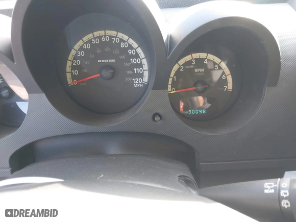 2011 Dodge Nitro Heat with VIN 1D4PT4GK0BW582589, listed as a IAAI auction lot 41015035 with 130,098 mi miles. Bid and sale history available at carsss.com. Image 7.