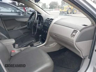 2010 Toyota Corolla z VIN 2T1BU4EE5AC365130, wystawiony jako IAAI lot #41528261 z przebiegiem 108 136 mil mil oraz . Historia ofert i sprzedaży dostępna na DreamBid. Obrazek 5.