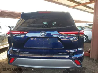 2022 Toyota Highlander Platinum with VIN 5TDFZRBH4NS234864, listed as a IAAI auction lot 41720207 with 23,460 mi miles. Bid and sale history available at carsss.com. Image 16.