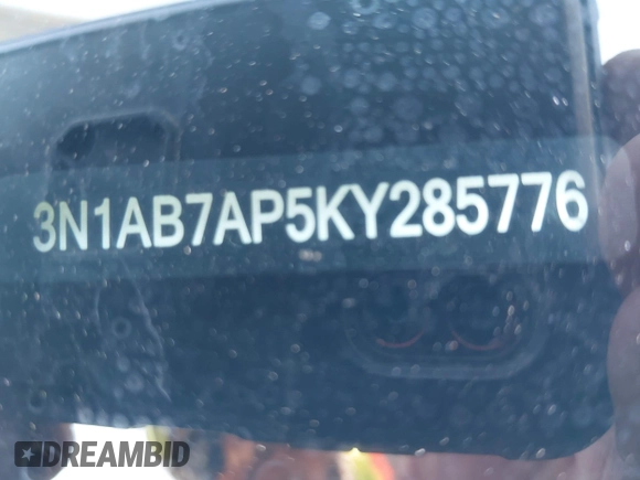 2019 Nissan Sentra S z VIN 3N1AB7AP5KY285776, wystawiony jako IAAI lot #41969976 z przebiegiem 87 187 mil mil oraz . Historia ofert i sprzedaży dostępna na DreamBid. Obrazek 9.
