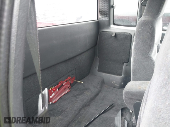 2001 Chevrolet S-10 LS with VIN 1GCCS19531K152758, listed as a IAAI auction lot 41700062 with 74,422 mi miles and . Bid and sale history available at DreamBid. Image 8.