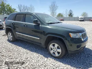 2011 Jeep Grand Cherokee Laredo with VIN 1J4RR4GG2BC669566, listed as a Copart auction lot 55774435 with 149,529 mi miles and Clean title. Bid and sale history available at DreamBid. Image 4.