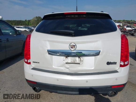 2011 Cadillac SRX Performance Collection with VIN 3GYFNBEYXBS540807, listed as a IAAI auction lot 42034047 with 198,429 mi miles. Bid and sale history available at carsss.com. Image 14.