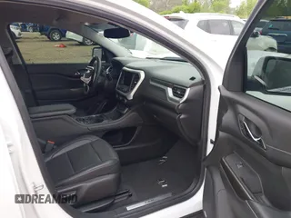 2023 GMC Acadia SLT with VIN 1GKKNUL44PZ211812, listed as a IAAI auction lot 42471197 with 41,301 mi miles and . Bid and sale history available at DreamBid. Image 5.