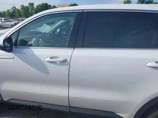 2022 Kia Sorento LX with VIN 5XYRG4LC8NG128049, listed as a IAAI auction lot 42505008 with 62,891 mi miles and . Bid and sale history available at DreamBid. Image 15.