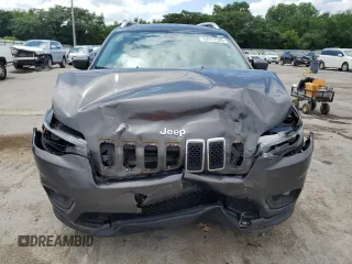 2019 Jeep Cherokee Latitude Plus z VIN 1C4PJLLB5KD226718, wystawiony jako Copart lot #62527585 z przebiegiem 99 990 mil mil oraz Szkoda całkowita • Salvage title. Historia ofert i sprzedaży dostępna na DreamBid. Obrazek 5.