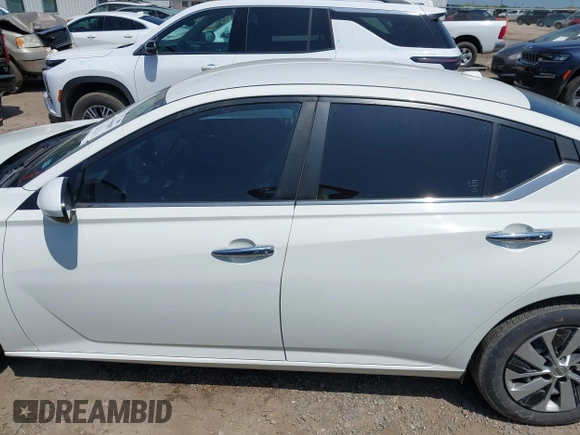 2019 Nissan Altima S with VIN 1N4BL4BV6KC196632, listed as a IAAI auction lot 41914605 with 106,597 mi miles and . Bid and sale history available at DreamBid. Image 14.