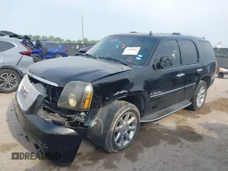 2008 GMC Yukon Denali z VIN 1GKFK63858J135414, wystawiony jako IAAI lot #42065065 z przebiegiem 170 458 mil mil oraz . Historia ofert i sprzedaży dostępna na DreamBid. Obrazek 6.
