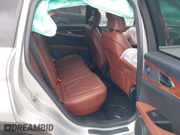 2016 Lincoln MKX Reserve with VIN 2LMPJ8LP8GBL84279, listed as a IAAI auction lot 41900294 with 70,958 mi miles. Bid and sale history available at carsss.com. Image 8.