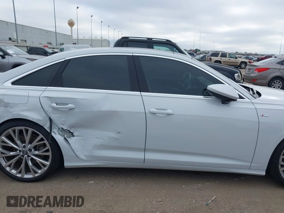 2019 Audi A6 Prestige with VIN WAUM2AF26KN042444, listed as a IAAI auction lot 41174343 with 52,322 mi miles. Bid and sale history available at carsss.com. Image 13.