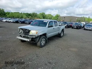 2006 Toyota Tacoma with VIN 5TEMU52N16Z208425, listed as a Copart auction lot 62298415 with 204,676 mi miles and Salvage title. Bid and sale history available at DreamBid. Image 14.