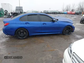 2022 BMW 3 Series 330i z VIN 3MW5R1J06N8C49056, wystawiony jako IAAI lot #41496252 z przebiegiem Nie podano mil oraz . Historia ofert i sprzedaży dostępna na DreamBid. Obrazek 12.