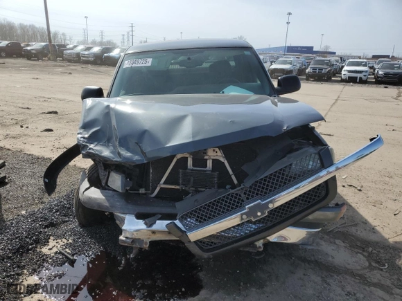 2004 Chevrolet Silverado 1500 Work Truck with VIN 2GCEC19V241109958, listed as a Copart auction lot 48849725 with 226,487 mi miles and Salvage Title. Bid and sale history available at carsss.com. Image 5.