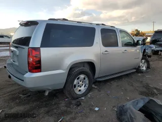 2010 Chevrolet Suburban LT with VIN 1GNUKJE32AR138759, listed as a Copart auction lot 41628475 with 209,813 mi miles and Salvage Title. Bid and sale history available at carsss.com. Image 3.