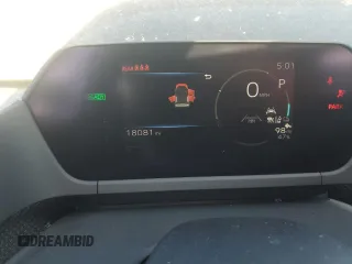 2023 Subaru Solterra Premium z VIN JTMABABA9PA005731, wystawiony jako Copart lot #76620934 z przebiegiem 18 081 mil mil oraz Szkoda całkowita • Salvage title. Historia ofert i sprzedaży dostępna na DreamBid. Obrazek 9.