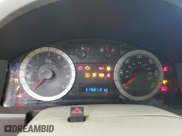 2008 Ford Escape Hybrid z VIN 1FMCU59H88KE28689, wystawiony jako Copart lot #50769085 z przebiegiem 217 681 mil mil oraz Czysty tytuł • Clean title. Historia ofert i sprzedaży dostępna na DreamBid. Obrazek 9.