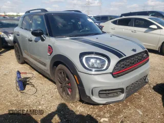 2023 MINI Countryman John Cooper Works with VIN WMZ33BS01P3P41960, listed as a Copart auction lot 68326993 with 5,325 mi miles and Salvage Title. Bid and sale history available at carsss.com. Image 4.