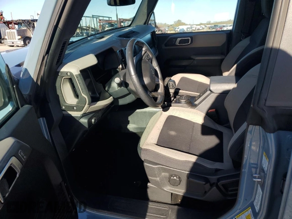 2022 Ford Bronco with VIN 1FMDE5DH5NLA97519, listed as a Copart auction lot 81093884 with 32,166 mi miles and Salvage Title. Bid and sale history available at DreamBid. Image 7.