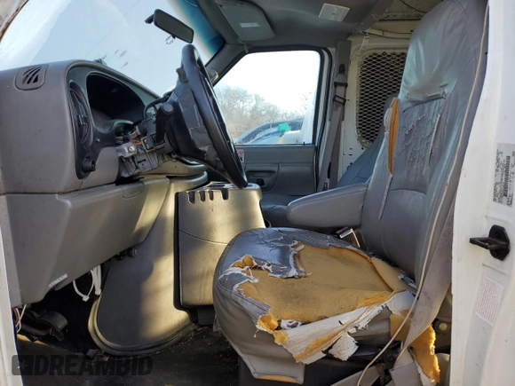 2001 Ford Econoline Cargo with VIN 1FTRE142X1HA65337, listed as a Copart auction lot 64150804 with 219,274 mi miles and Non Repairable. Bid and sale history available at DreamBid. Image 7.
