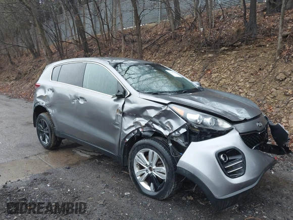 2017 Kia Sportage LX with VIN KNDPMCAC8H7173202, listed as a IAAI auction lot 41938786 with 80,022 mi miles and . Bid and sale history available at carsss.com. Image 1.