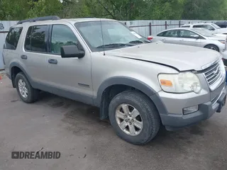 2006 Ford Explorer XLT with VIN 1FMEU73E06UA30333, listed as a IAAI auction lot 42602646 with 220,437 mi miles and . Bid and sale history available at DreamBid. Image 1.