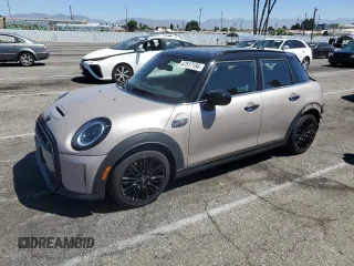 2023 MINI Hardtop 4 Door Cooper S with VIN WMW53DK06P2T49371, listed as a Copart auction lot 67517184 with 26,883 mi miles and Salvage title. Bid and sale history available at DreamBid. Image 1.