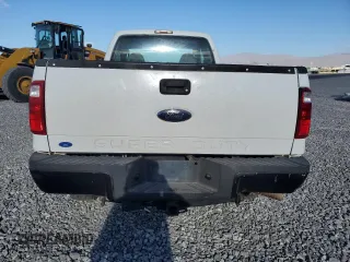 2008 Ford F-350 XL with VIN 1FTWX31R58ED57984, listed as a Copart auction lot 43121415 with 182,945 mi miles and Salvage Title. Bid and sale history available at DreamBid. Image 6.