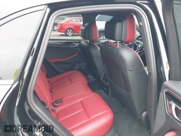 2020 Porsche Macan with VIN WP1AA2A50LLB11382, listed as a IAAI auction lot 42593656 with 80,663 mi miles and . Bid and sale history available at DreamBid. Image 8.