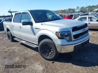 2009 Ford F-150 XL with VIN 1FTRW14879FA88633, listed as a IAAI auction lot 41904342 with 233,232 mi miles. Bid and sale history available at carsss.com. Image 1.