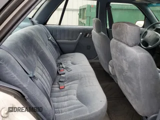 1994 Oldsmobile Cutlass z VIN 1G3WH55M2RD390391, wystawiony jako Copart lot #86277034 z przebiegiem 217 324 mil mil oraz Szkody całkowita. Historia ofert i sprzedaży dostępna na DreamBid. Obrazek 10.
