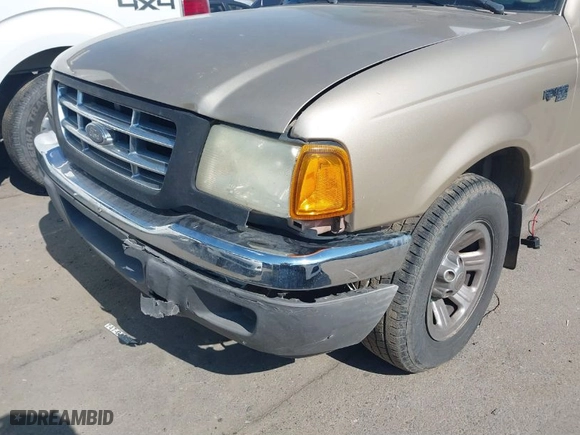2002 Ford Ranger XL with VIN 1FTYR14U42PA26879, listed as a IAAI auction lot 41860854 with 291,635 mi miles. Bid and sale history available at carsss.com. Image 6.