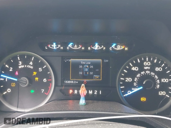2017 Ford F-150 XL with VIN 1FTEW1CP9HKC33135, listed as a IAAI auction lot 42025383 with 153,658 mi miles. Bid and sale history available at carsss.com. Image 15.
