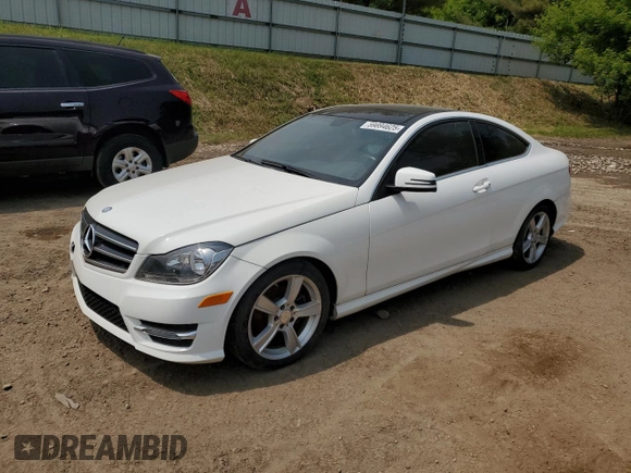 2015 Mercedes-Benz C 250 with VIN WDDGJ4HB4FG366249, listed as a Copart auction lot 59894625 with 92,439 mi miles and Clean title. Bid and sale history available at DreamBid. Image 1.