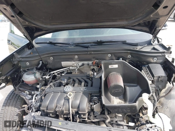 2018 Volkswagen Atlas SE with VIN 1V2CR2CA7JC535473, listed as a IAAI auction lot 42279008 with 88,409 mi miles and . Bid and sale history available at DreamBid. Image 10.