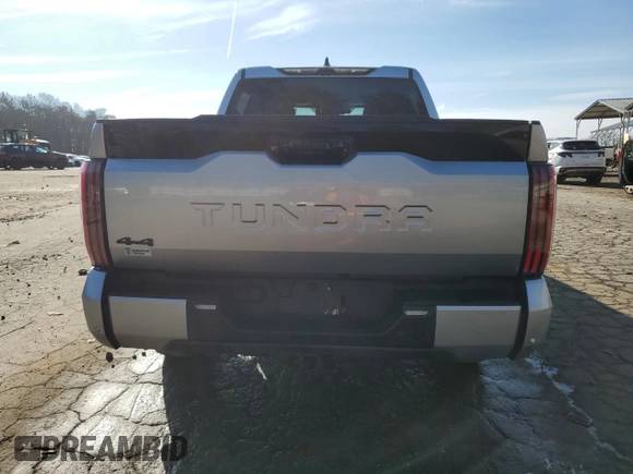 2023 Toyota Tundra Platinum с VIN 5TFNA5DB8PX080032, выставлен на аукционе Copart как лот 42723895 с пробегом 13 710 миль миль и Списание • Salvage title. История ставок и продаж доступна на DreamBid. Изображение 6.