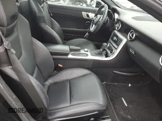 2014 Mercedes-Benz SLK-Class SLK 250 with VIN WDDPK4HAXEF089177, listed as a Copart auction lot 71158894 with 29,135 mi miles and Salvage Title. Bid and sale history available at carsss.com. Image 10.