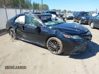 2022 Toyota Camry XSE z VIN 4T1K61AK2NU014488, wystawiony jako IAAI lot #41609668 z przebiegiem Nie podano mil oraz . Historia ofert i sprzedaży dostępna na DreamBid. Obrazek 1.