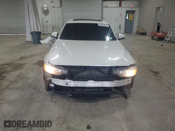 2013 BMW 3 Series 328i xDrive with VIN WBA3B3C54DF536837, listed as a Copart auction lot 62305215 with 289,839 mi miles and Salvage title. Bid and sale history available at DreamBid. Image 5.
