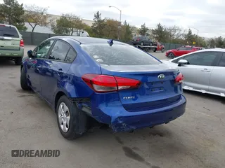 2018 Kia Forte LX with VIN 3KPFK4A77JE222924, listed as a IAAI auction lot 41896103 with 87,816 mi miles. Bid and sale history available at carsss.com. Image 6.