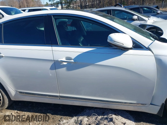 2015 Kia Cadenza Premium with VIN KNALN4D72F5171418, listed as a IAAI auction lot 41243986 with 96,495 mi miles. Bid and sale history available at carsss.com. Image 13.