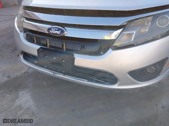 2012 Ford Fusion SE with VIN 3FAHP0HAXCR449708, listed as a IAAI auction lot 41775306 with 263,966 mi miles. Bid and sale history available at carsss.com. Image 11.