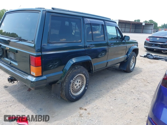 1995 Jeep Cherokee with VIN 1J4FN78S1SL640692, listed as a IAAI auction lot 42577079 with 232,087 mi miles and . Bid and sale history available at DreamBid. Image 4.