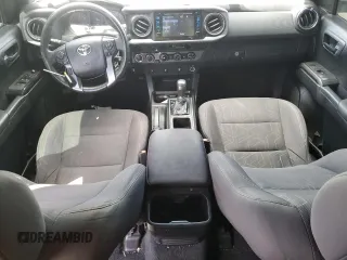 2016 Toyota Tacoma SR z VIN 3TMCZ5AN4GM023962, wystawiony jako Copart lot #46717405 z przebiegiem 52 374 mil mil oraz Szkoda całkowita • Salvage title. Historia ofert i sprzedaży dostępna na DreamBid. Obrazek 8.
