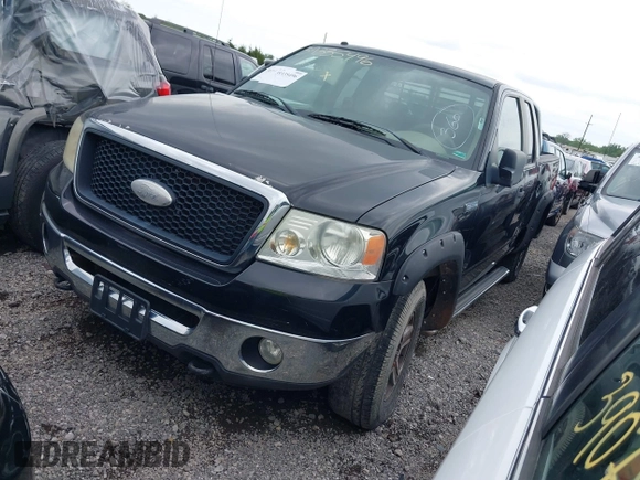 2007 Ford F-150 XLT with VIN 1FTPX14V07KC69605, listed as a IAAI auction lot 39335496 with 125,447 mi miles. Bid and sale history available at carsss.com. Image 2.